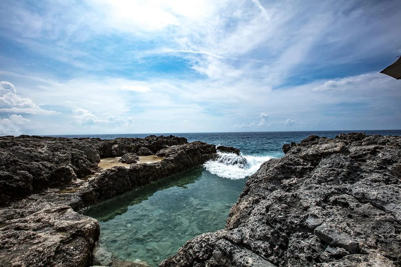 The Cliff Hotel Negril